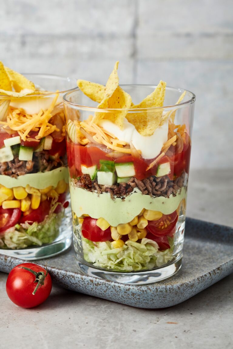 Mexikanischer Schichtsalat